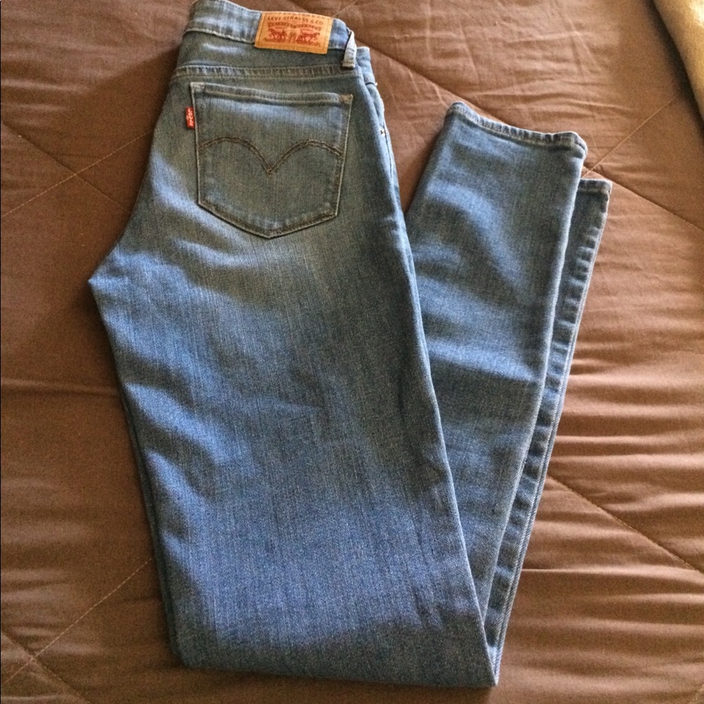 Levis 711 skinny jeans
